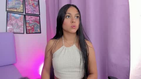 Snapshot of elissa_sexygirl chatting on January 8, 1:35 pm elissa_sexygirl online show from January 8, 1:35 pm