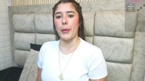 elisvega online show from May 17, 7:10 pm