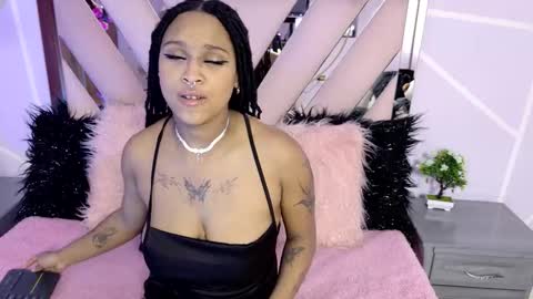 elit noa online show from December 4, 7:44 pm