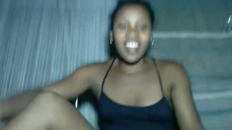elita12010 online show from May 14, 11:39 am