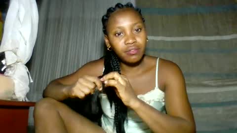 elita12010 online show from June 27, 12:22 pm