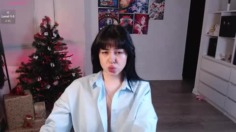 Snapshot of eliza_benet_ chatting on December 27, 2:54 pm Ari online show from December 27, 2:54 pm
