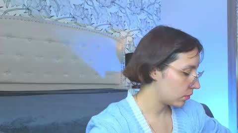 Eliza online show from March 14, 7:41 pm