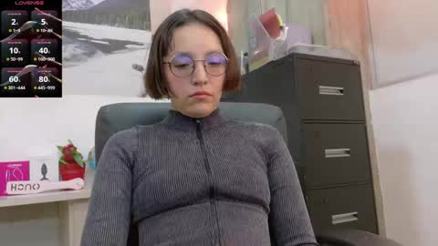 Eliza online show from April 30, 8:26 pm