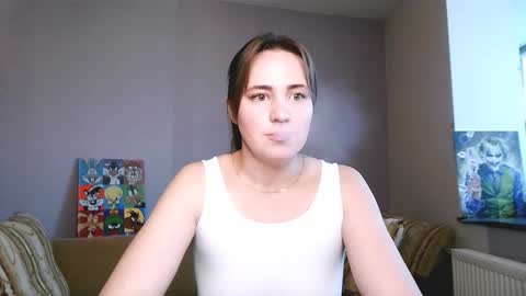 Snapshot of eliza_sin chatting on November 23, 10:37 am Elizabeth online show from November 23, 10:37 am