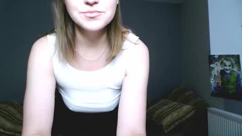 Snapshot of eliza_sin chatting on November 30, 9:24 am Elizabeth online show from November 30, 9:24 am