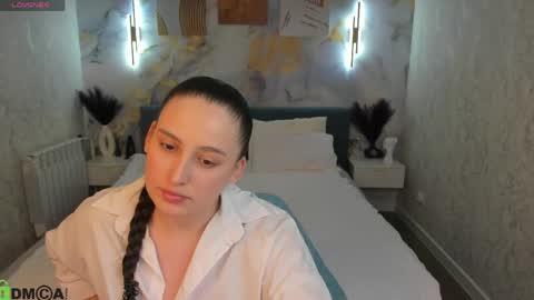 Elizabet online show from April 22, 9:33 am