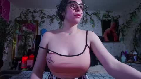 Elizabeth online show from September 20, 10:22 pm