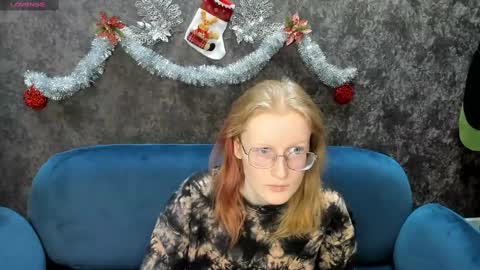 Elizabeth online show from January 22, 1:42 am