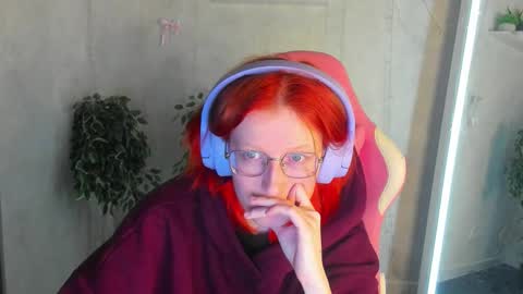 Elizabeth online show from January 13, 1:00 am