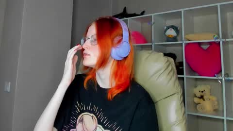 Elizabeth online show from February 9, 9:24 am