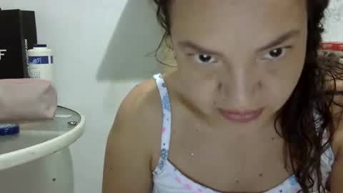 Elizabeth Martinez  online show from November 13, 1:54 pm