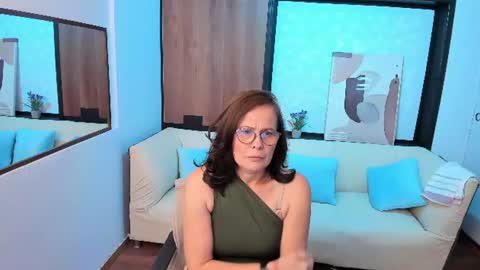 Snapshot of elizabeth_muse chatting on July 13, 11:57 am Elizabeth online show from July 13, 11:57 am