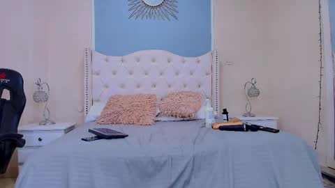 Snapshot of elizabeth_santos1 chatting on March 27, 9:58 pm Elizabeth online show from March 27, 9:58 pm