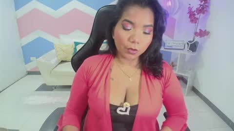 Elizabeth  online show from April 25, 12:19 pm