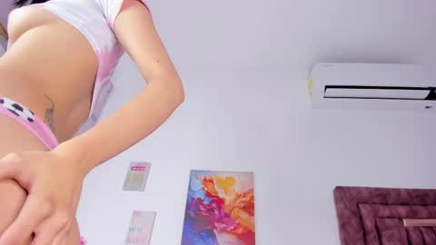 Elizabeth Swan online show from May 8, 2:55 pm