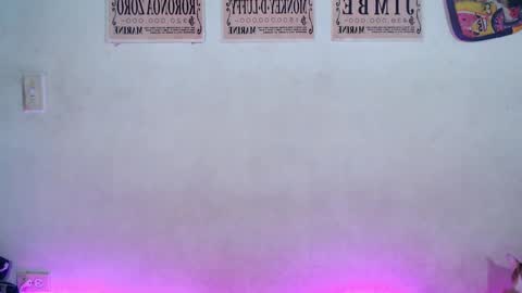 Elizabeth Taylor online show from February 27, 2:32 am