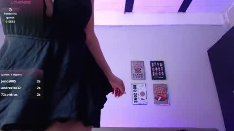 Elizabeth bolt    online show from September 27, 3:17 pm