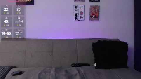 Elizabeth bolt    online show from October 12, 7:35 pm