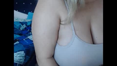 Elizabeth online show from November 16, 11:49 am