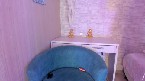 Snapshot of elizabethvega_ chatting on September 23, 12:08 pm Elizabeth online show from September 23, 12:08 pm