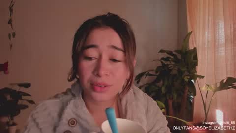 Snapshot of elizabethz chatting on February 26, 2:16 pm Tuli online show from February 26, 2:16 pm