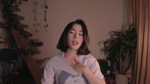 Snapshot of elizabethz chatting on March 28, 12:43 am Tuli online show from March 28, 12:43 am