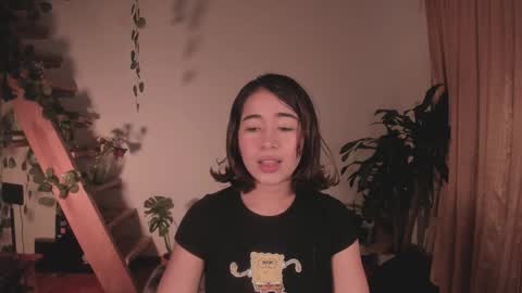 Snapshot of elizabethz chatting on April 1, 1:06 am Tuli online show from April 1, 1:06 am