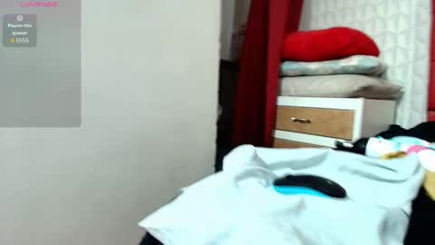 Snapshot of elizabetth_roman chatting on March 28, 9:03 pm elizabetth_roman online show from March 28, 9:03 pm