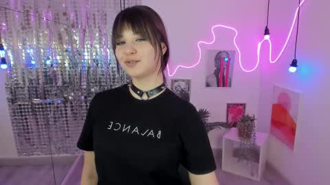 Snapshot of elizamild chatting on March 2, 4:42 pm Eliza online show from March 2, 4:42 pm
