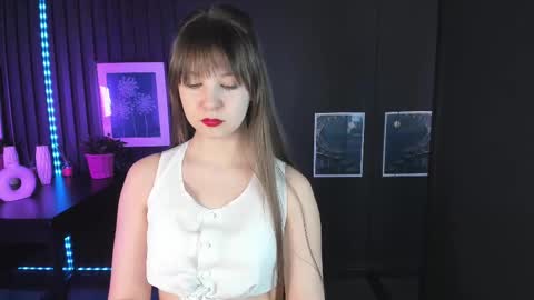 Snapshot of elizamild chatting on March 11, 1:12 pm Eliza online show from March 11, 1:12 pm