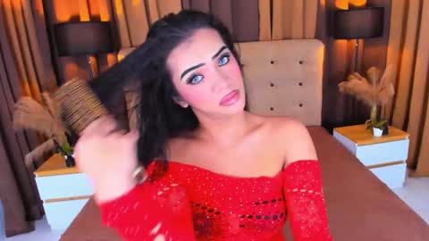 ELIZAA HEART online show from February 11, 5:40 pm