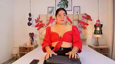 Eliza online show from September 18, 1:13 pm