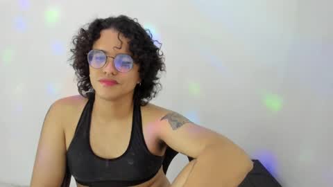 Diana online show from October 31, 7:04 pm