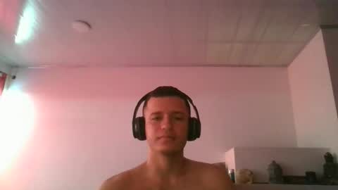 elkinjose182112 online show from April 19, 5:56 pm