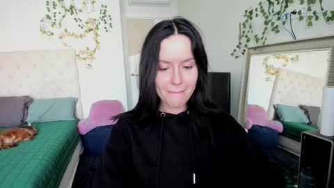 Snapshot of ella_gdss chatting on February 25, 8:13 am ELLA online show from February 25, 8:13 am