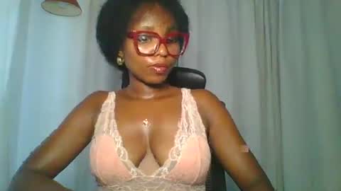 Ella online show from October 13, 12:05 pm