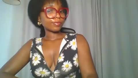 Ella online show from October 16, 6:47 am