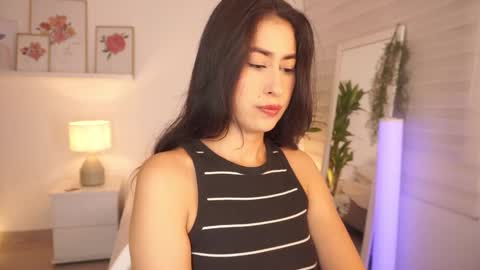 Snapshot of ella_owen chatting on November 1, 2:52 pm ELLA OWEN online show from November 1, 2:52 pm