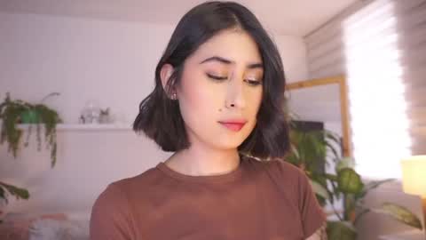 Snapshot of ella_owen chatting on May 5, 2:36 pm ELLA OWEN online show from May 5, 2:36 pm
