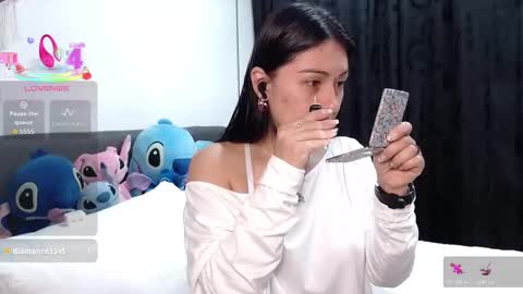 Snapshot of ella_rouse1 chatting on March 30, 11:33 am ella rouse online show from March 30, 11:33 am