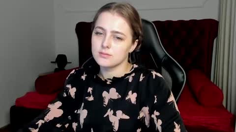 EllaBells online show from April 3, 5:16 am