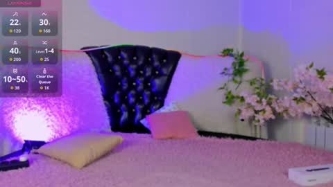 Ella online show from October 22, 4:07 pm