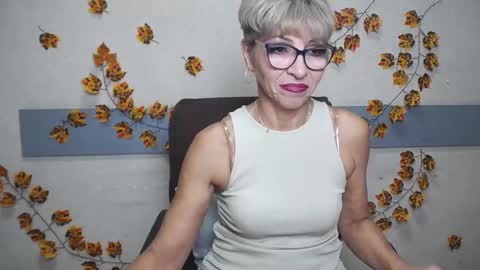 EllaBonito online show from December 15, 6:29 am