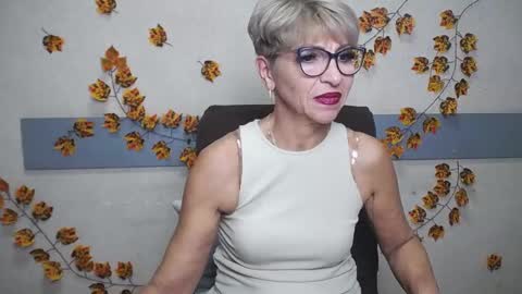 EllaBonito online show from December 15, 12:38 pm
