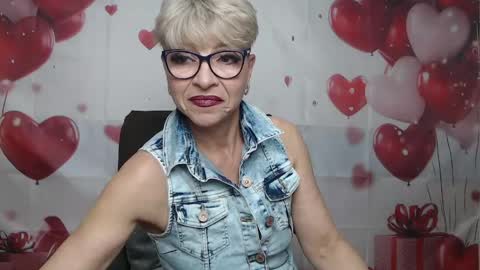 EllaBonito online show from May 10, 5:34 am