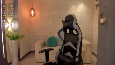 EllaClark online show from October 8, 5:54 pm