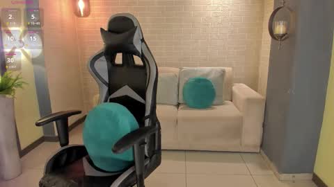 EllaClark online show from October 22, 7:02 pm