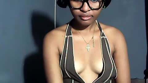 ellah245 online show from June 30, 8:43 pm