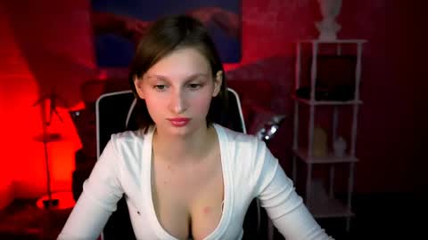 Ella online show from May 27, 12:13 pm